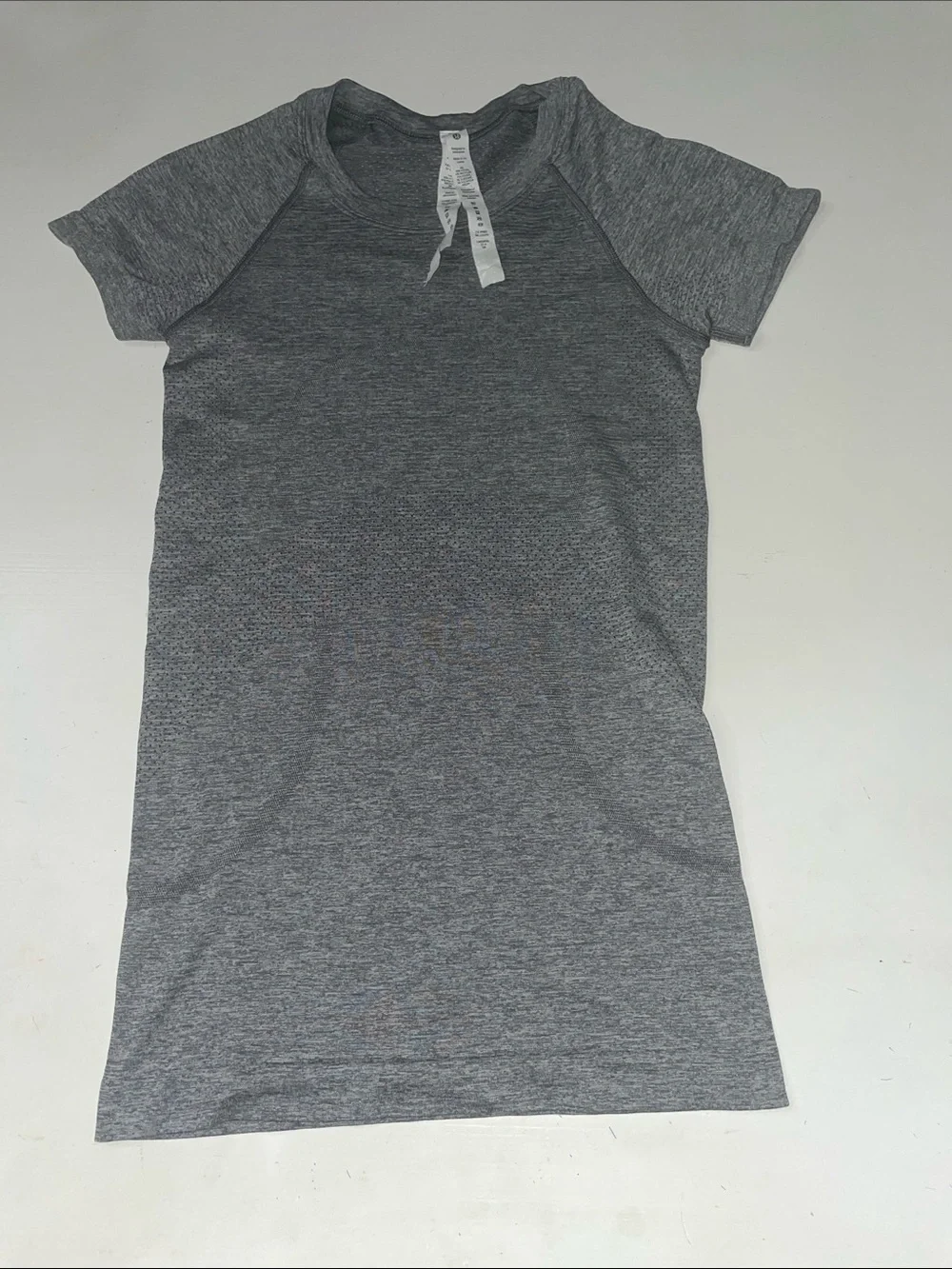 Lululemon still your mind workout shirt size 2